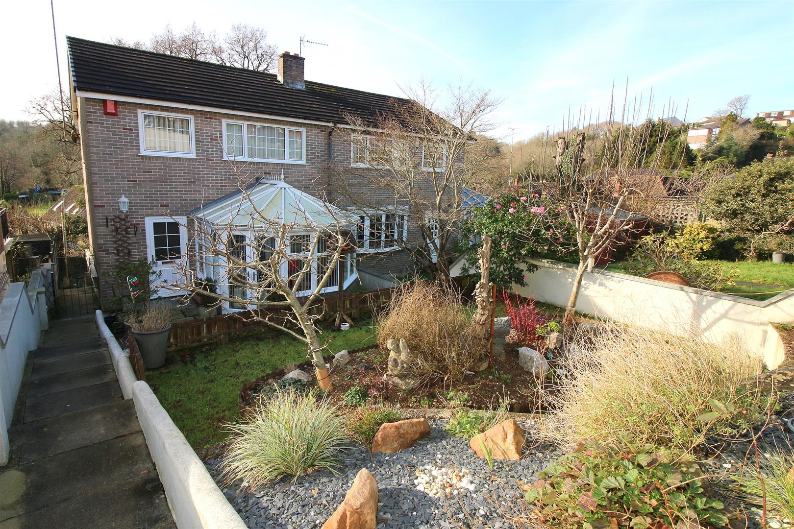 Carnoustie Drive, Saltash Wainwright Estate Agents